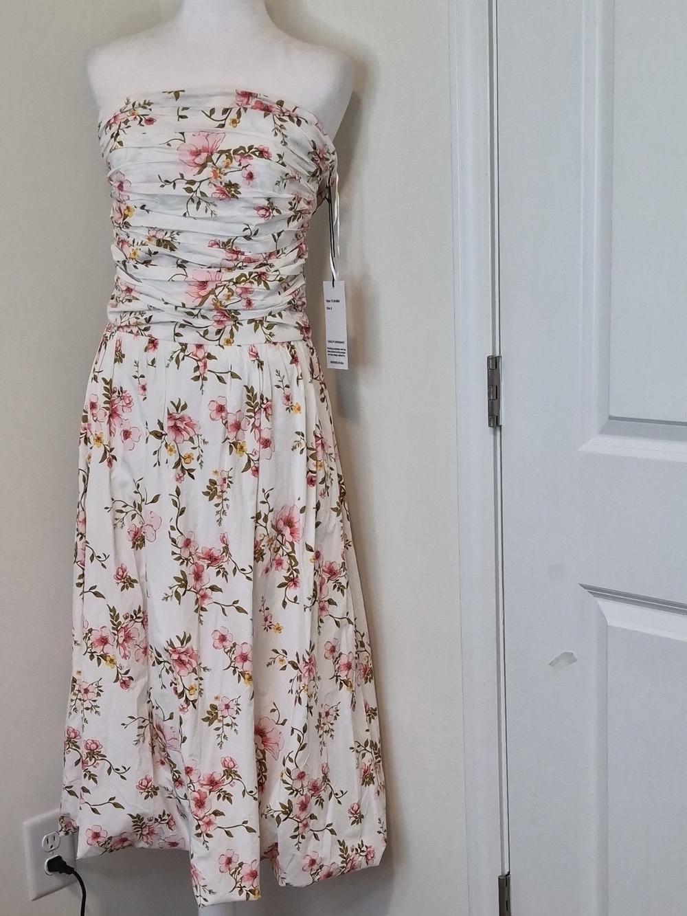 Tulip Ceations Strapless White Floral Midi Dress with Pink Roses Size S